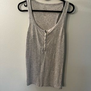 Gray tank top
